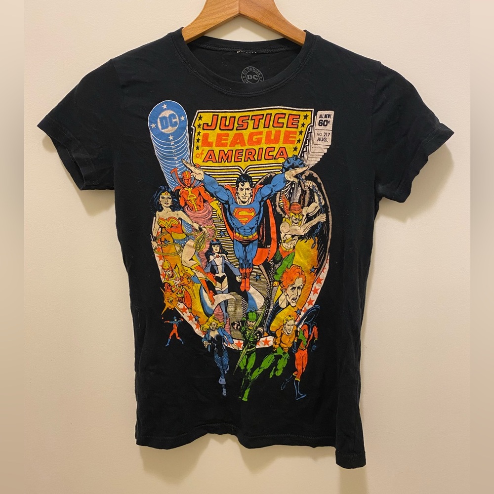 DC COMICS Vintage Justice League America T-Shirt